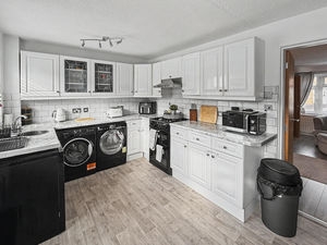 Photo 16- click for photo gallery